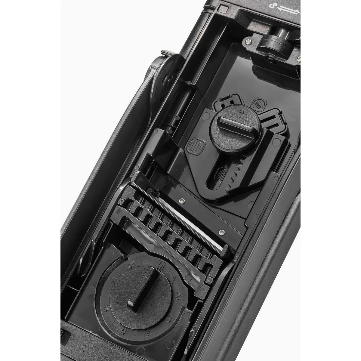 GEFU Gemüsehobel All-in-One, vielseitig, platzsparend, sicher zu bedienen 4