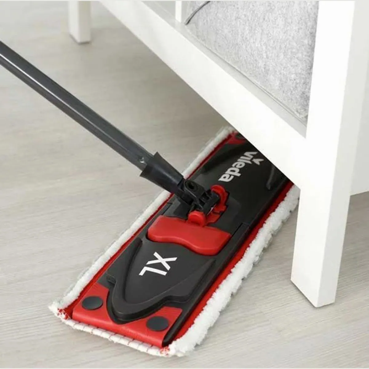 Vileda Ultramax XL Universal Komplettset, 20 % größere Wischerplatte für effiziente Reinigung 2